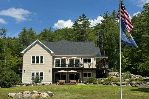 FRONT FACING SOUTH to the WATER