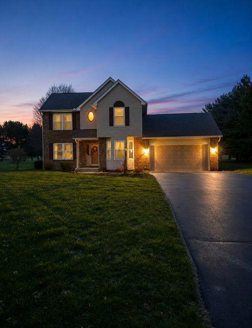 11043 Keeler Road at dusk