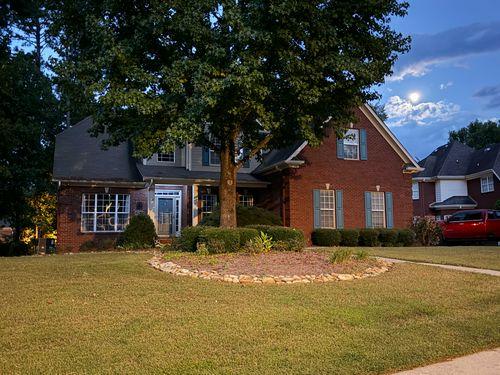 Beautiful home in South Huntsville!
